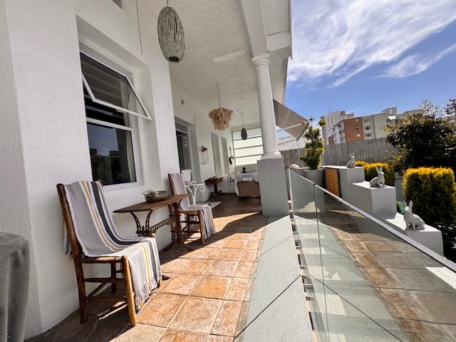 To Let 3 Bedroom Property for Rent in Fresnaye Western Cape